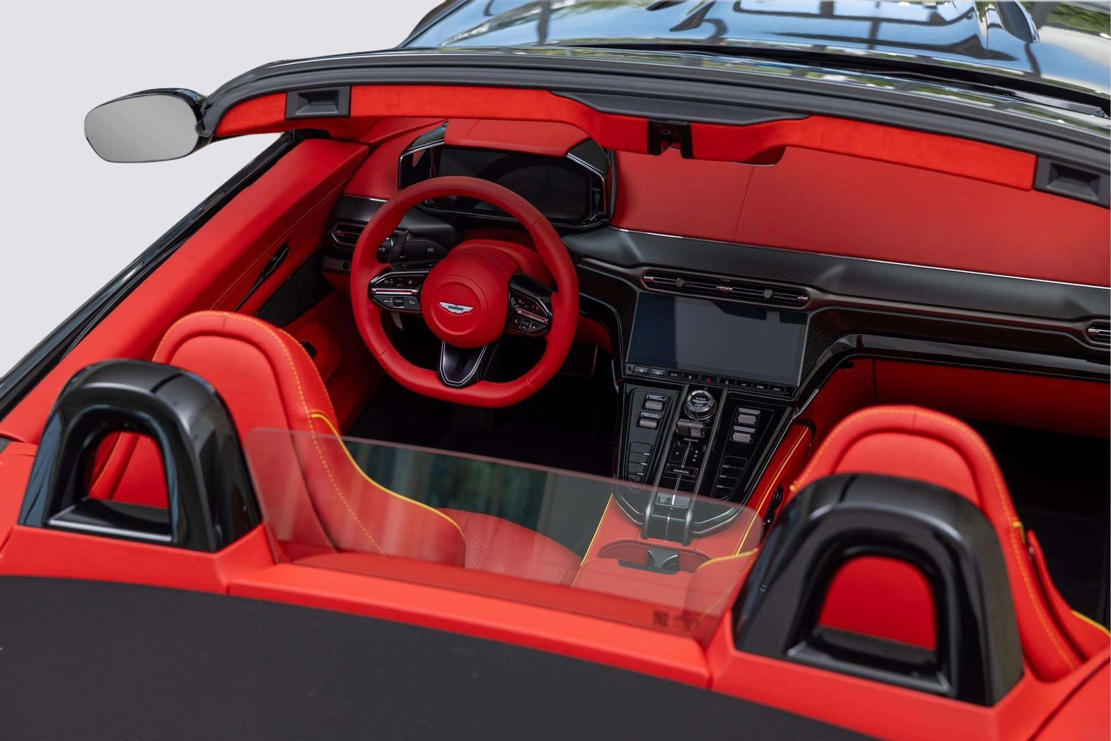New 2026 Aston Martin V8 Vantage Roadster image 37