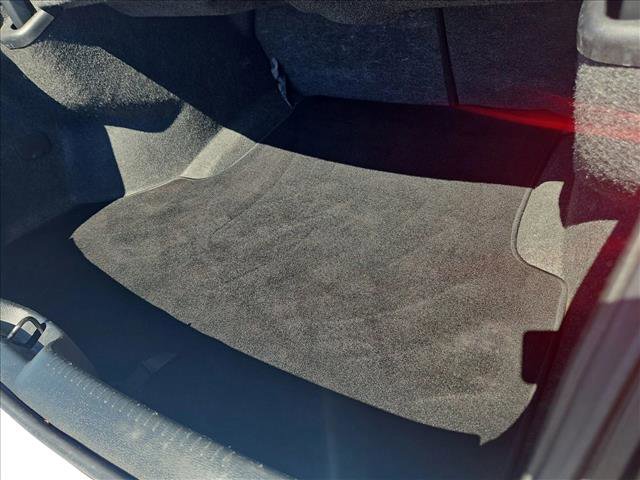 Used 2018 Chrysler 300 Limited image 6