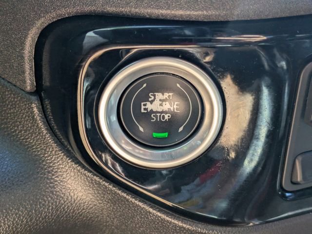 Used 2024 GMC Sierra 1500 SLT w/ SLT Convenience Package RWD image 34