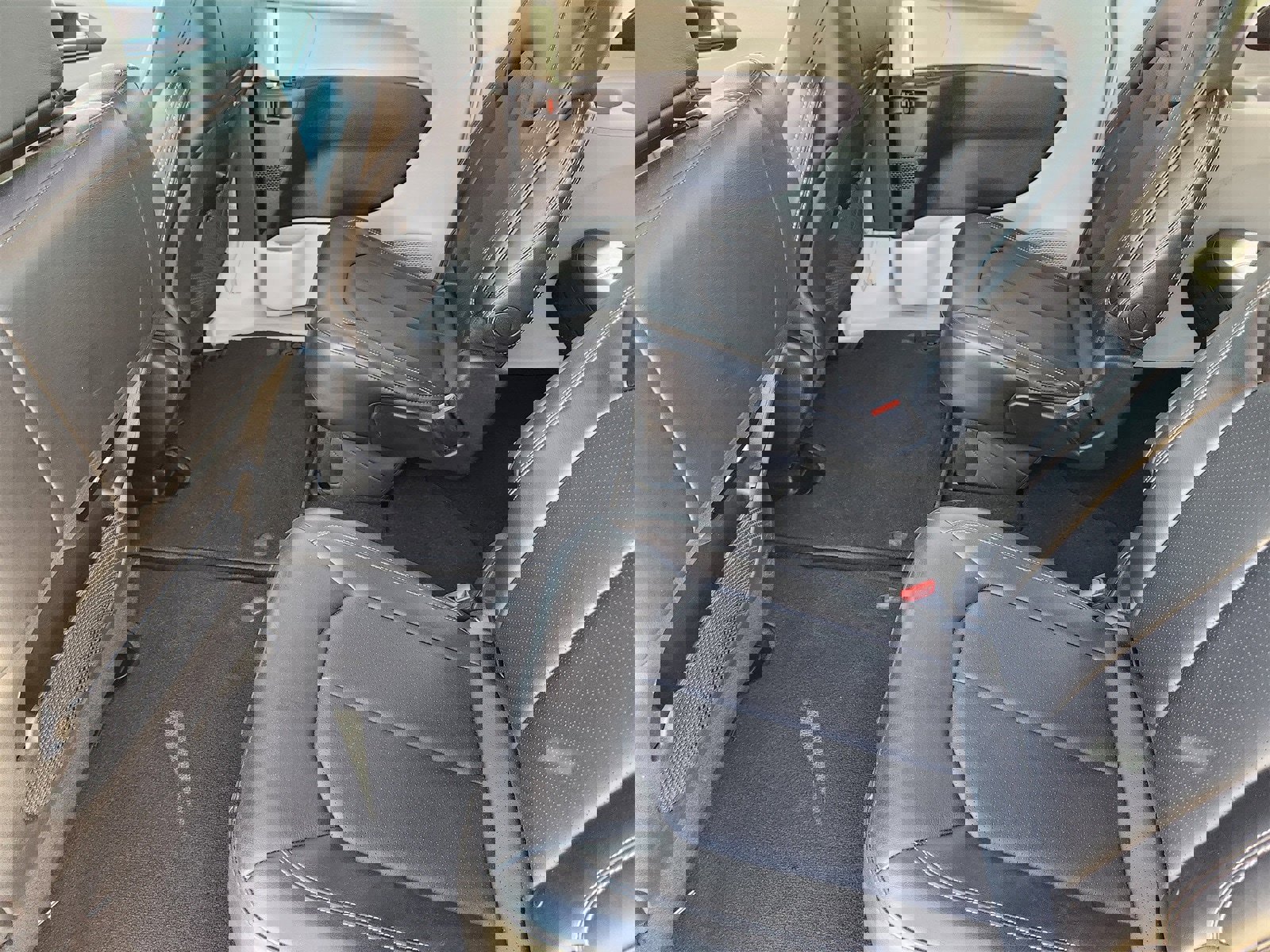 Used 2024 Chrysler Pacifica Touring-L image 29