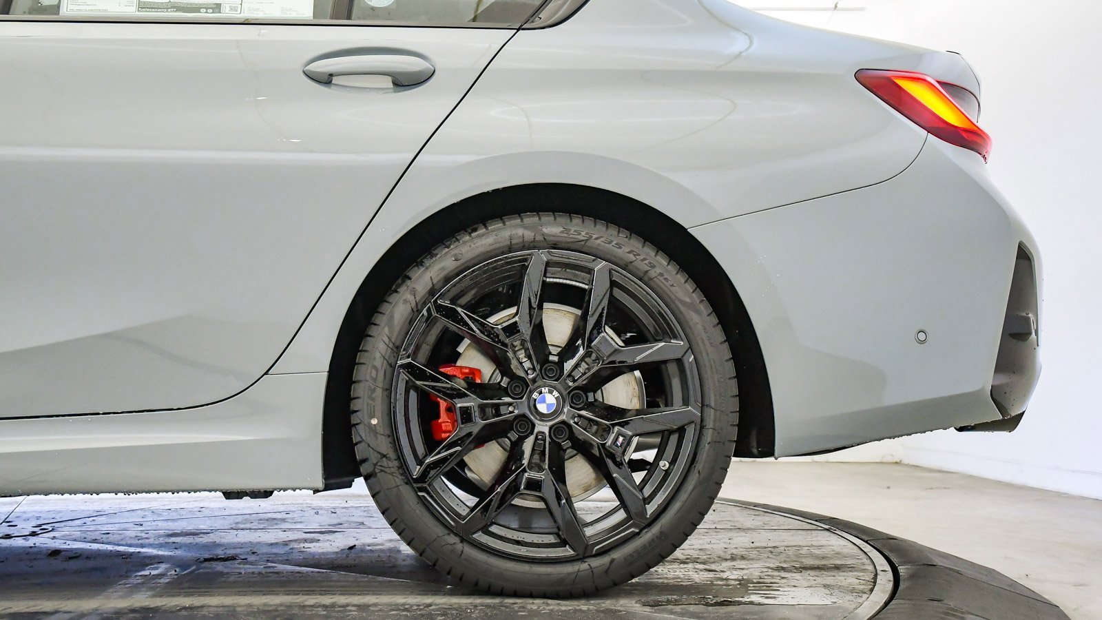 New 2026 BMW 330i Sedan w/ M Sport Package image 11