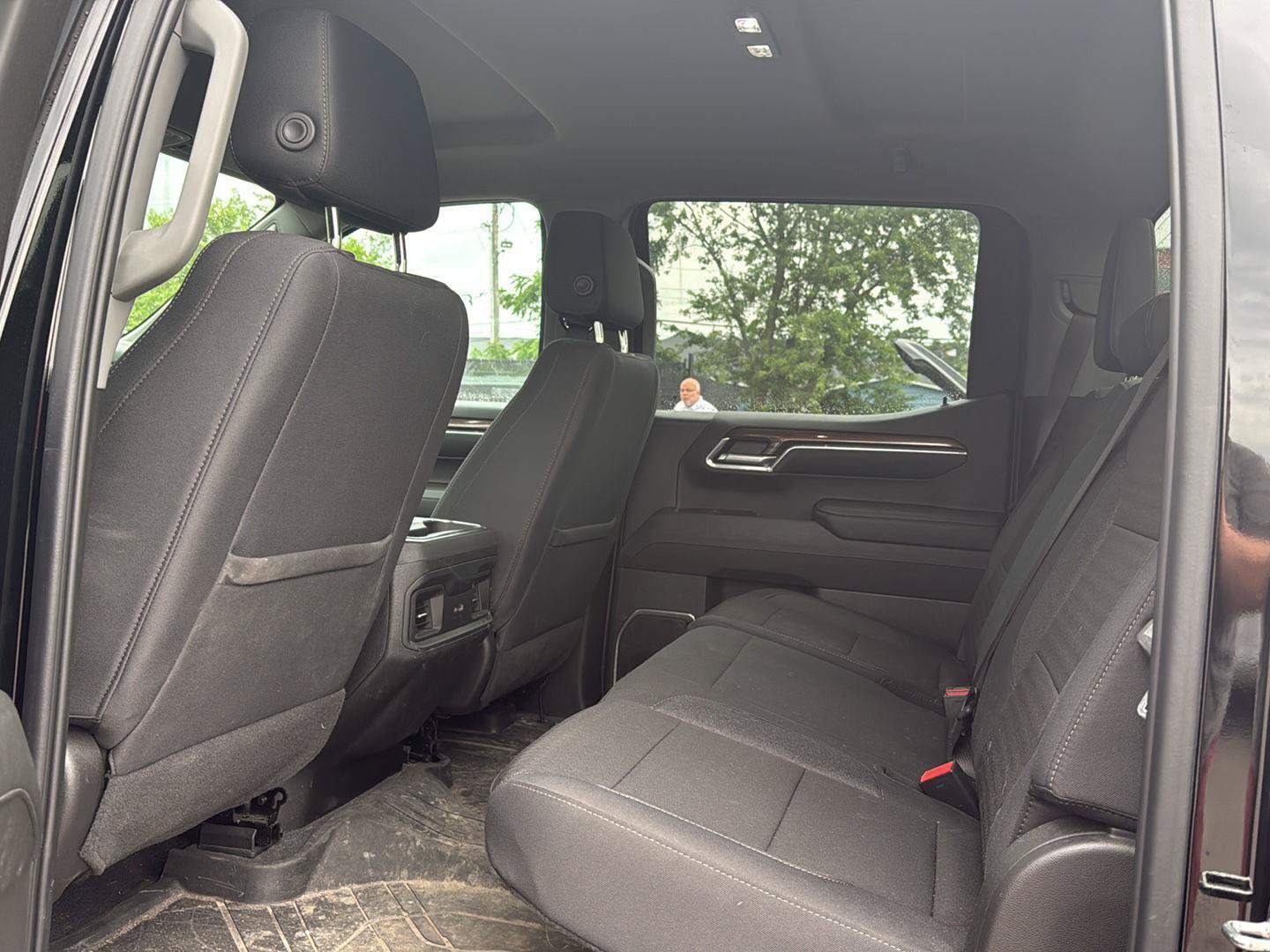 Used 2024 Chevrolet Silverado 1500 RST w/ Redline Edition AWD/4WD image 10
