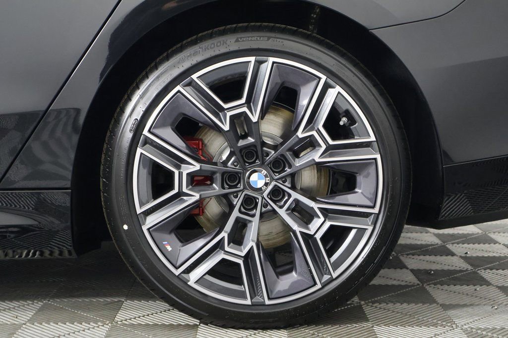 New 2026 BMW i5 eDrive40 w/ Executive Package image 10