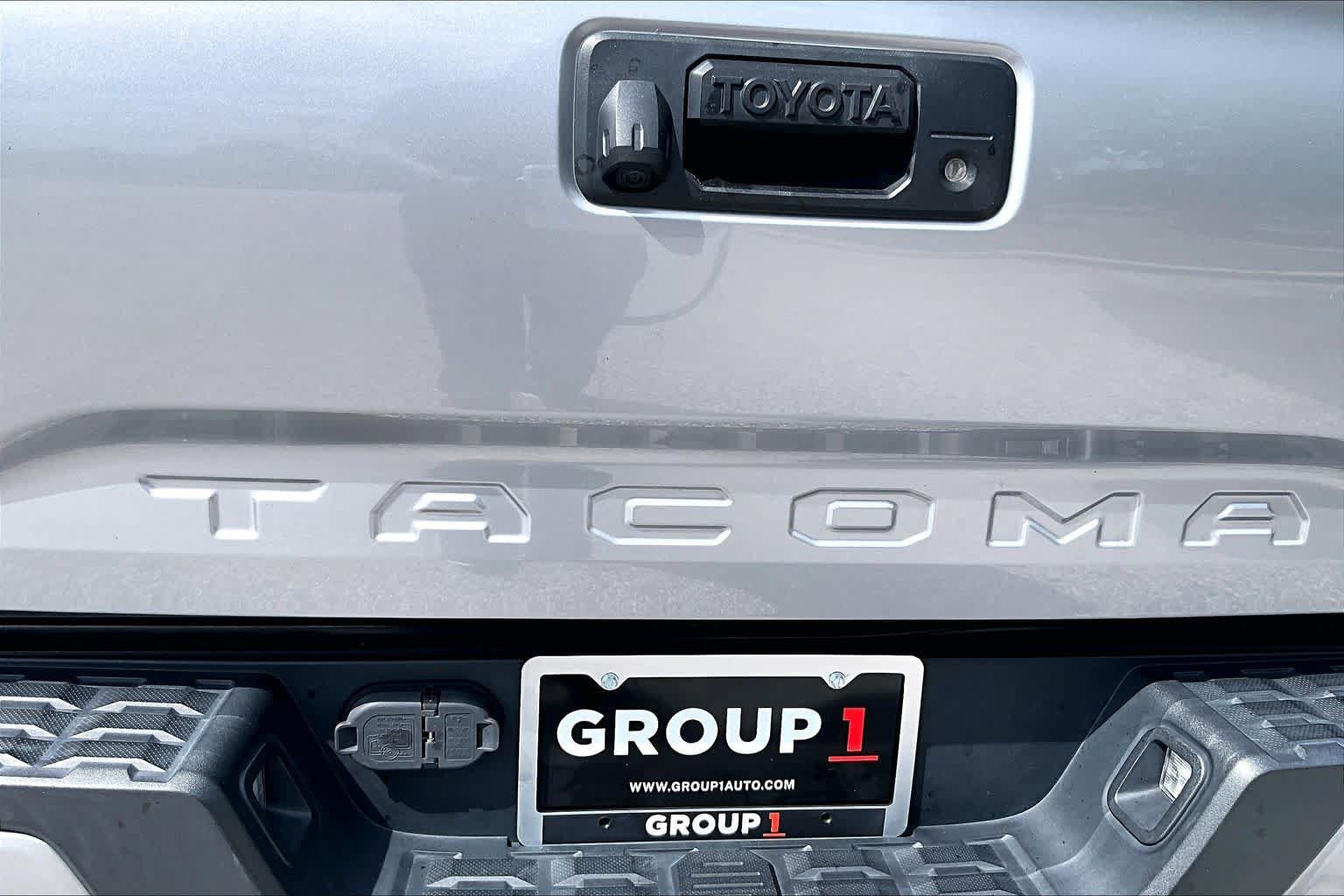 Used 2021 Toyota Tacoma SR AWD/4WD image 10