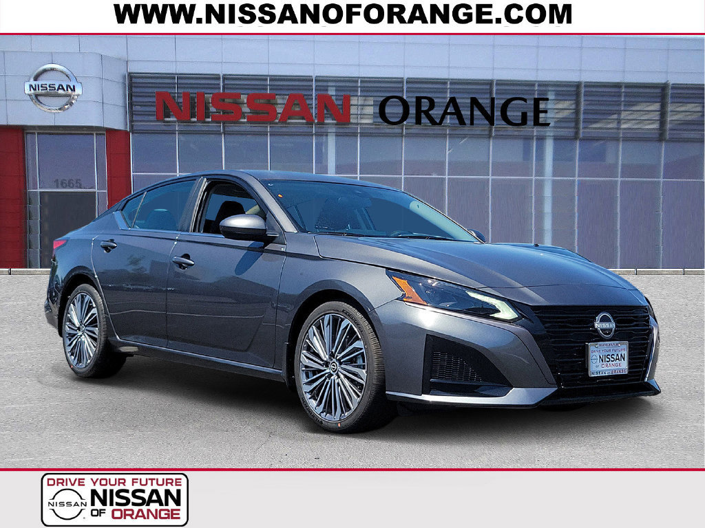 New 2026 Nissan Altima 2.5 SV w/ SV Premium Package FWD image 1