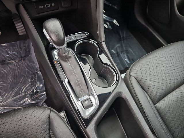 Used 2023 Buick Encore GX Essence w/ Experience Buick Package FWD image 30