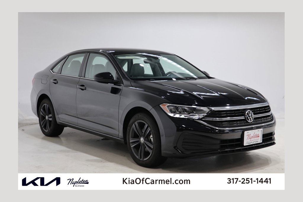 Used 2024 Volkswagen Jetta SE w/ Panoramic Sunroof Package FWD image 1