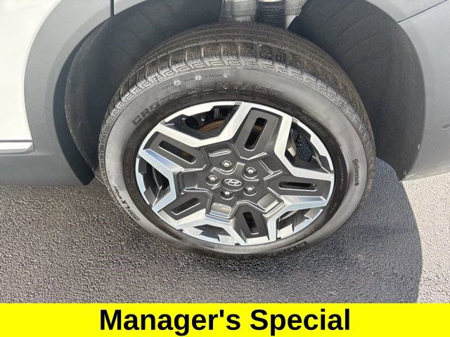 Used 2023 Hyundai Santa Fe Limited image 48