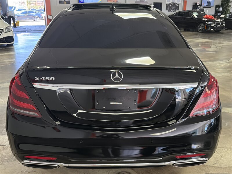 Used 2018 Mercedes-Benz S 450 Sedan image 27