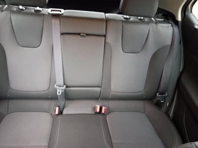 Used 2023 Buick Encore GX Select w/ Sport Touring Package AWD/4WD image 5