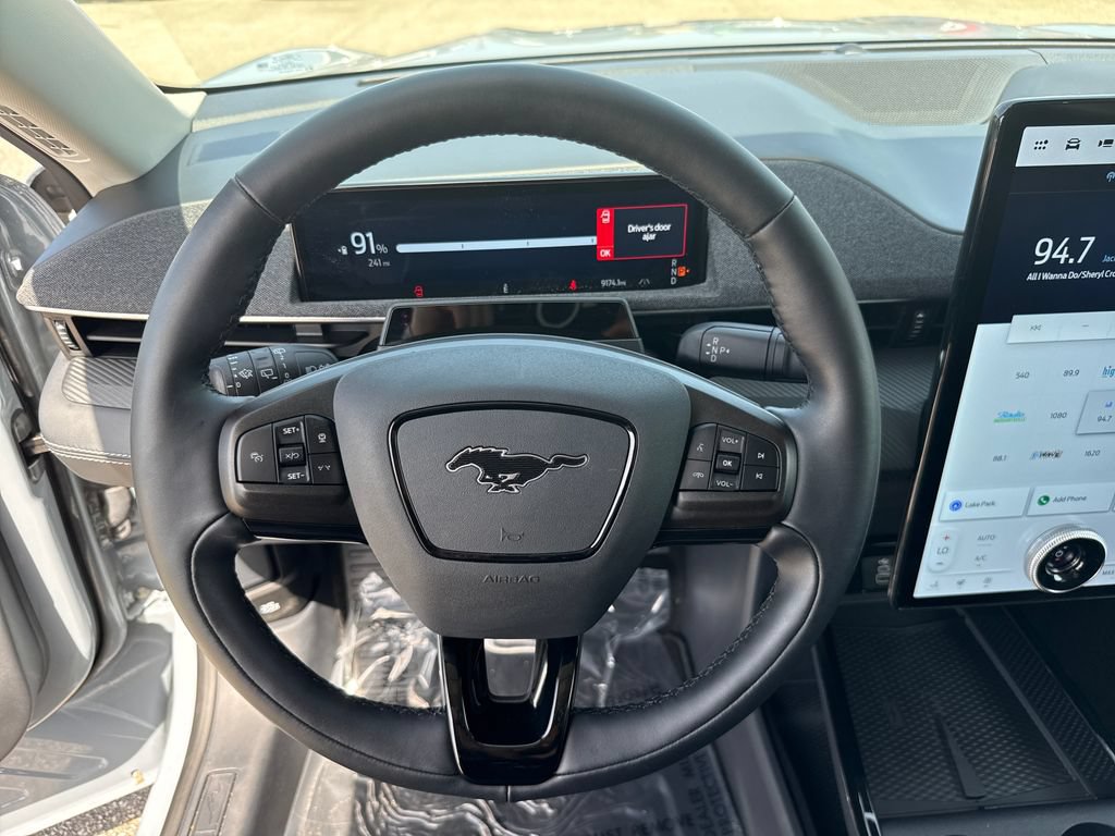 Used 2025 Ford Mustang Mach-E Premium RWD image 14