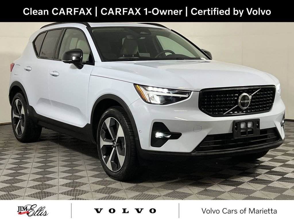 Used 2025 Volvo XC40 B5 Plus