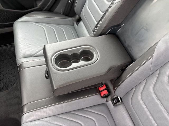 Used 2025 Volkswagen Jetta SEL FWD image 31