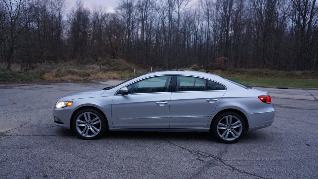 Used 2014 Volkswagen CC Executive FWD image 2