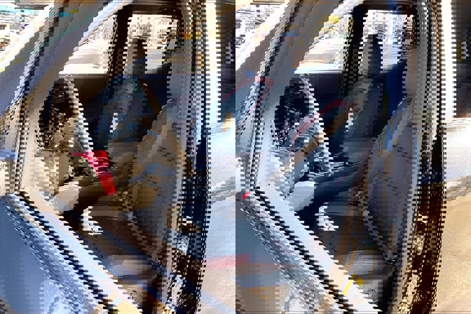 Used 2025 Chevrolet Equinox RS w/ Safety and Technology Package image 7