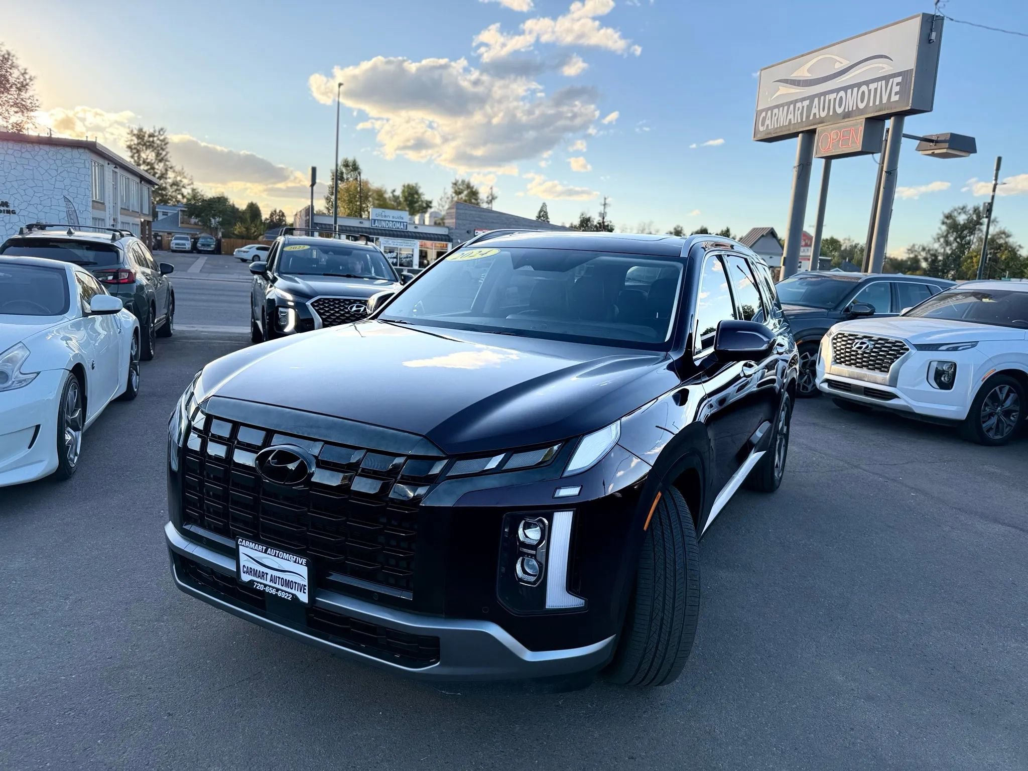 Used 2024 Hyundai Palisade Limited AWD/4WD image 4