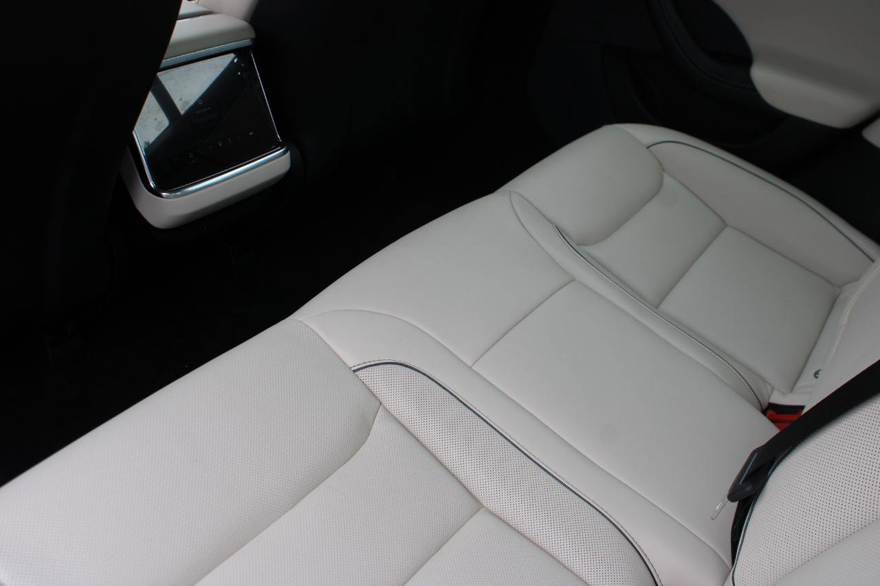 Used 2021 Tesla Model S Plaid image 14