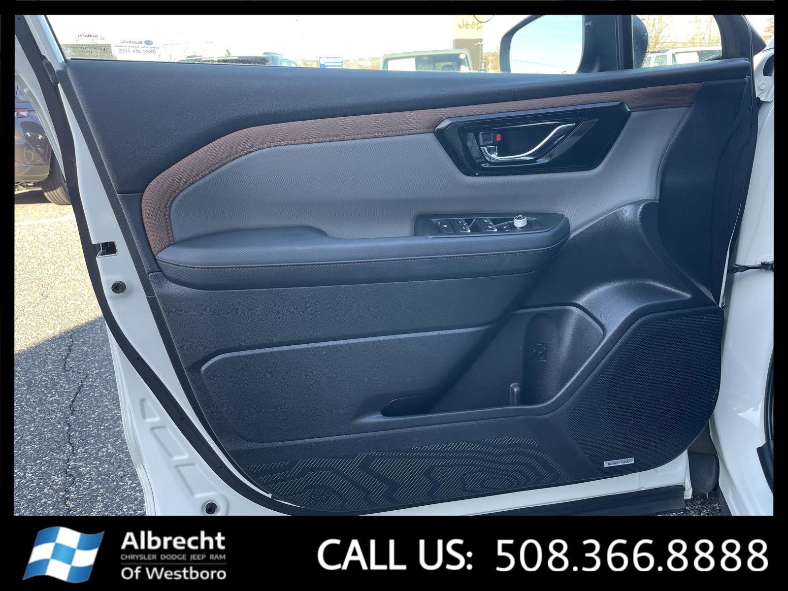 Used 2025 Subaru Forester Sport image 11