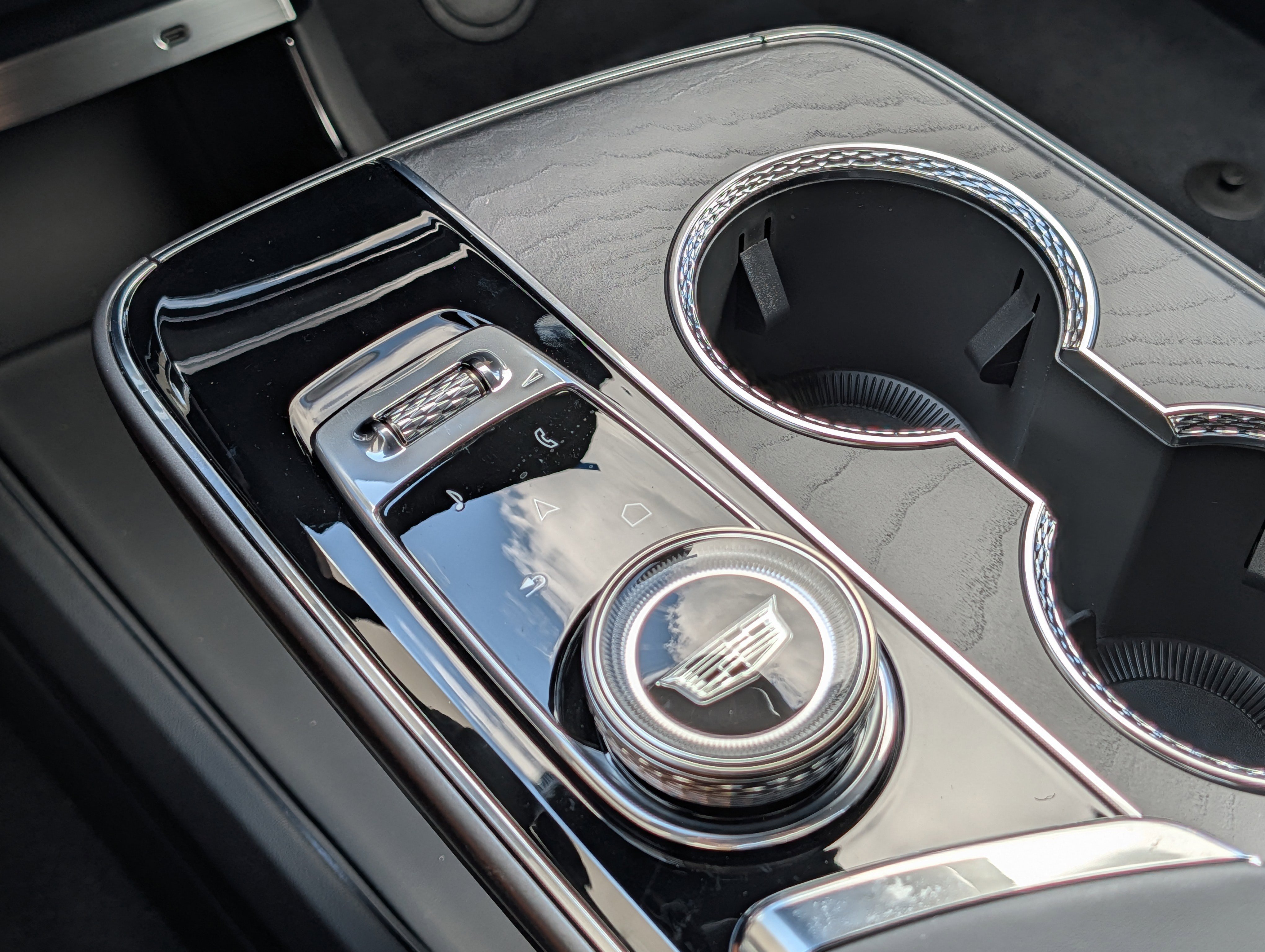 New 2026 Cadillac Optiq V AWD/4WD image 25