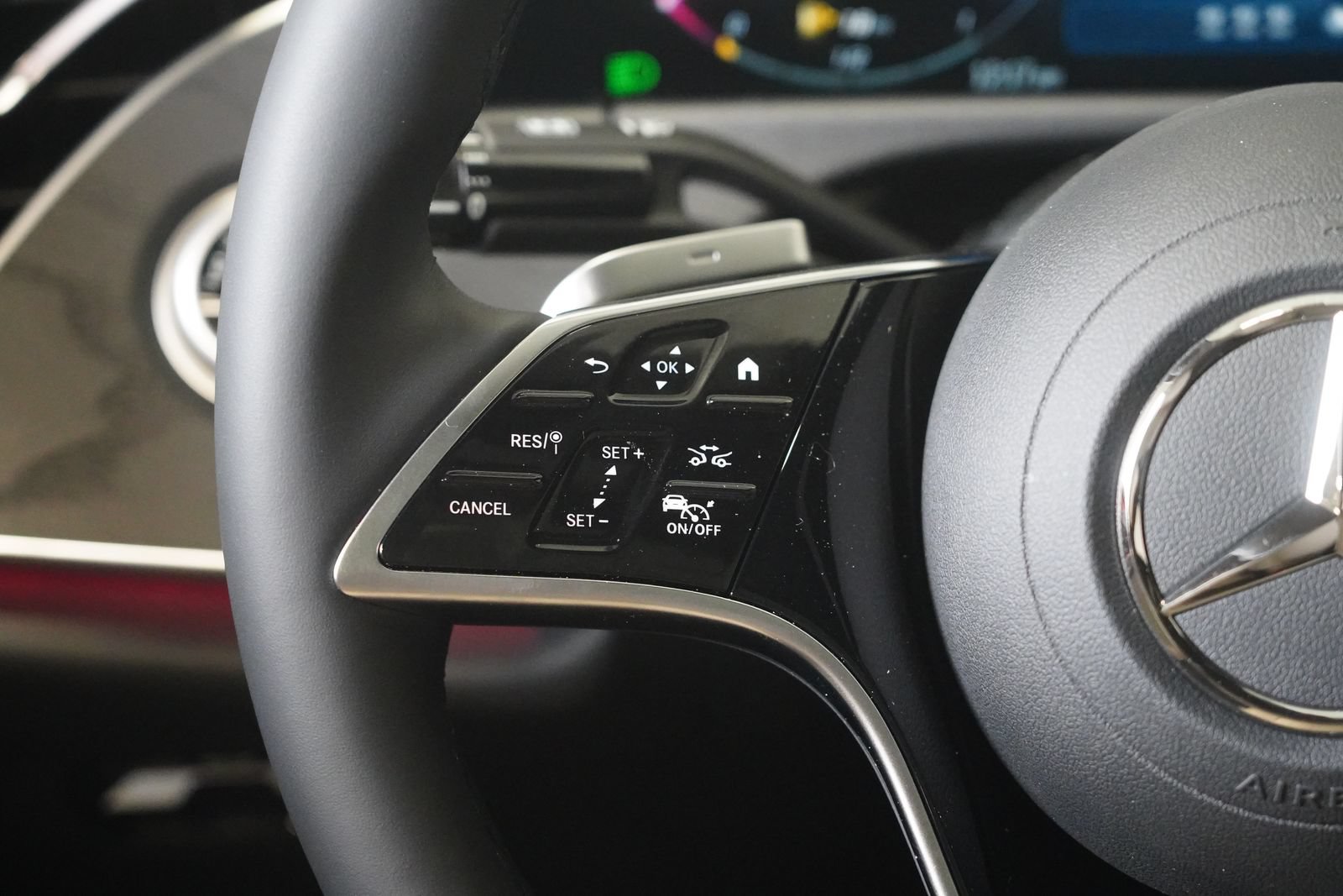 New 2026 Mercedes-Benz E 350 4MATIC Sedan image 19