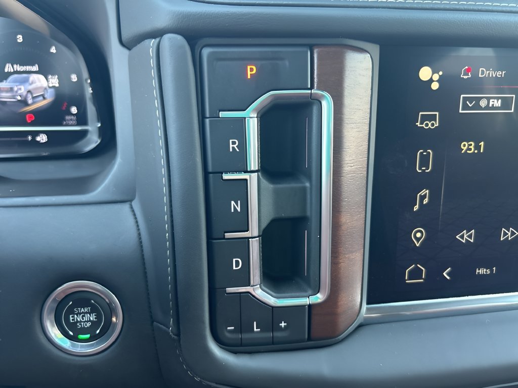 Used 2023 GMC Yukon Denali Ultimate AWD/4WD image 18