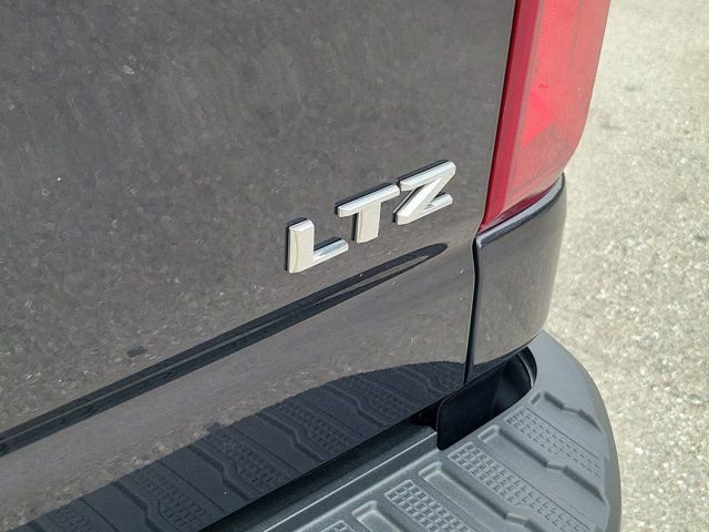 Used 2024 Chevrolet Silverado 2500 LTZ image 15