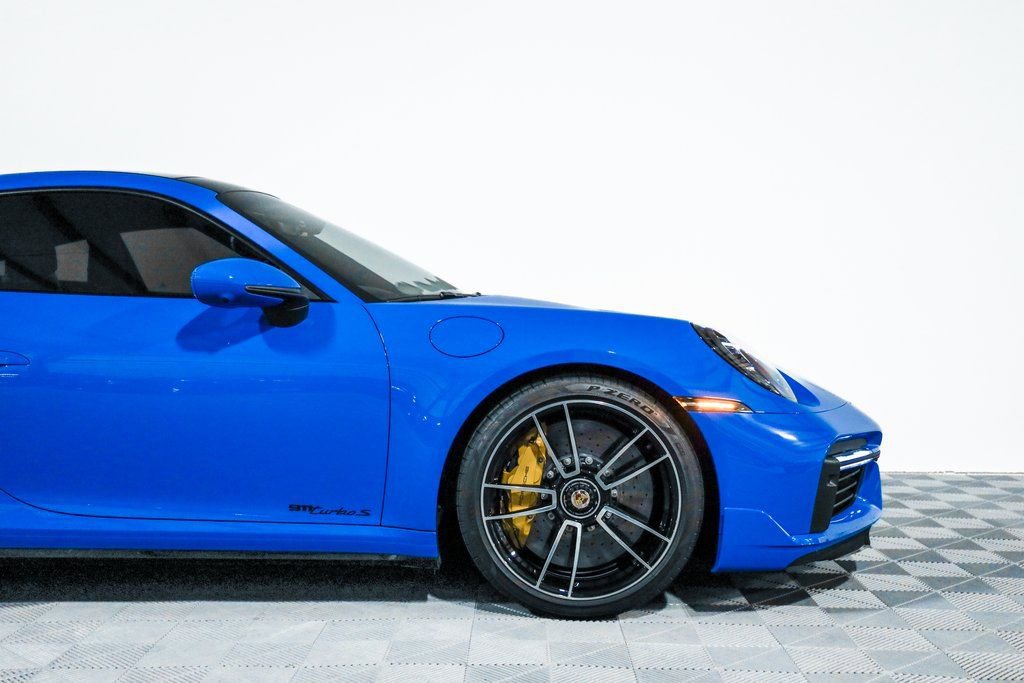 Used 2022 Porsche 911 Turbo S AWD/4WD image 3
