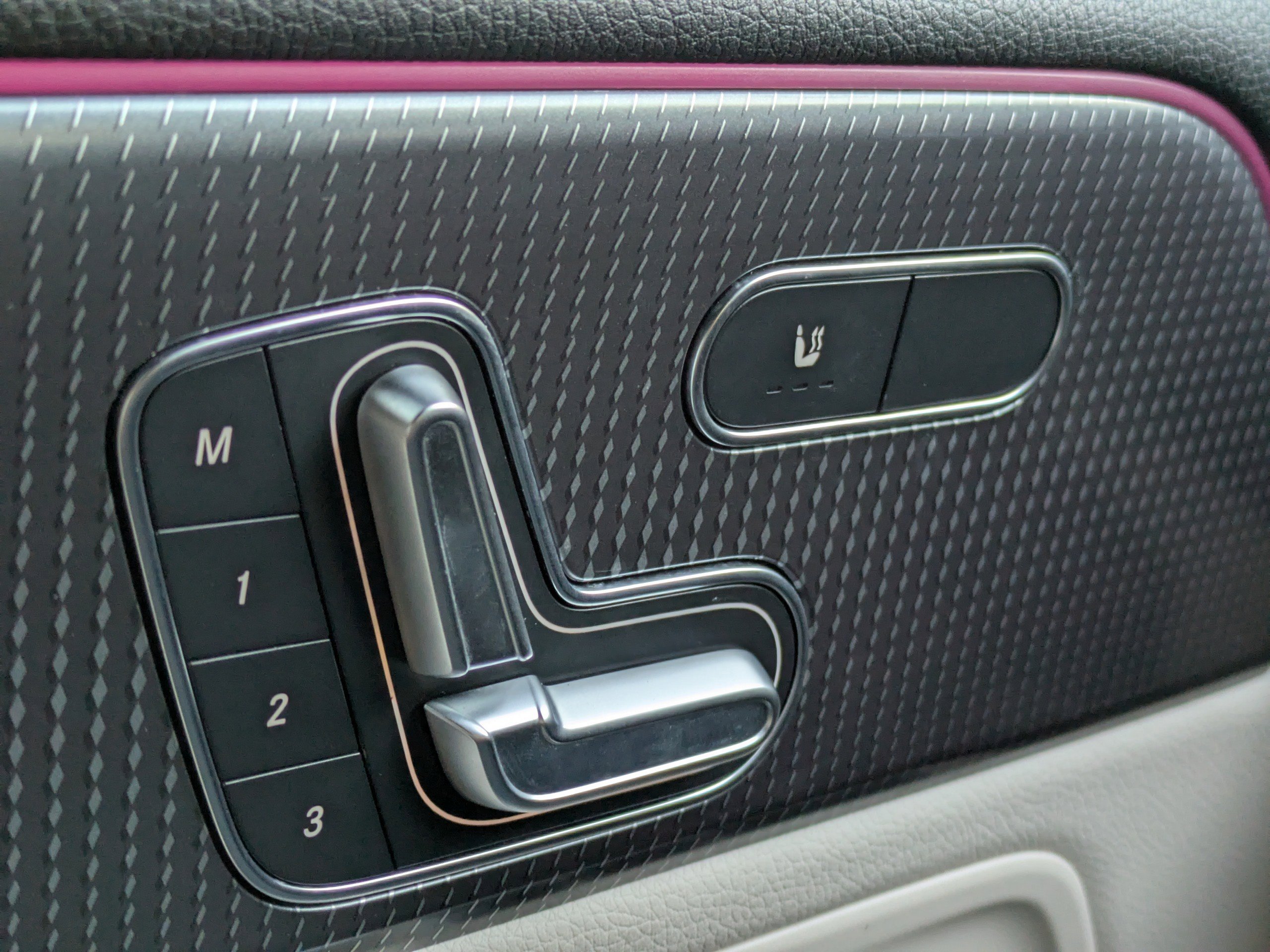 Certified 2023 Mercedes-Benz EQB 300 4MATIC image 23