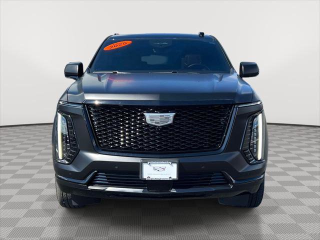 Used 2025 Cadillac Escalade ESV Sport w/ LPO, ONYX Package AWD/4WD image 2