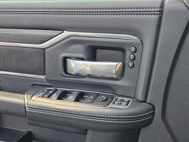 Used 2024 RAM 3500 Laramie w/ Sport Appearance Package AWD/4WD image 6