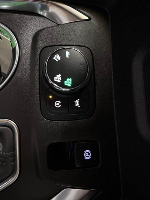 Used 2022 Chevrolet Traverse Premier w/ LPO, Floor Liner Package AWD/4WD image 13
