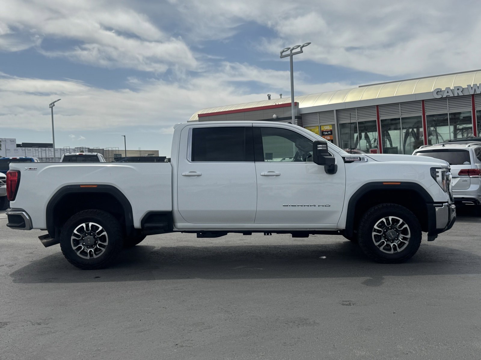 Used 2024 GMC Sierra 3500 SLE image 5