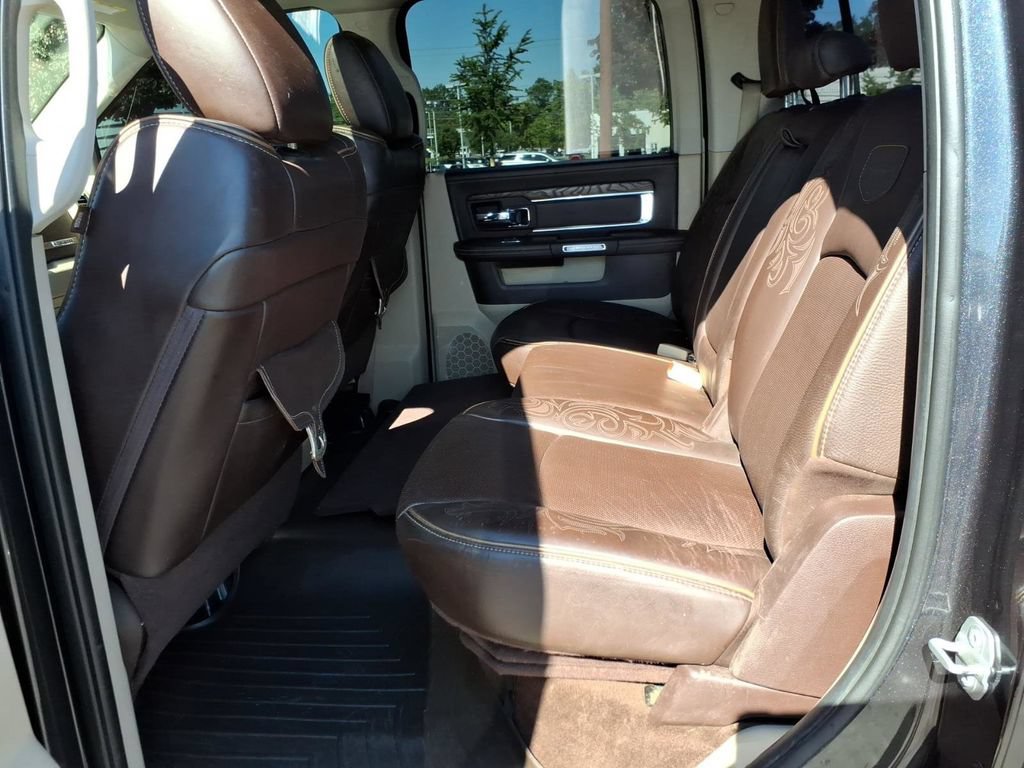 Used 2016 RAM 3500 Laramie Longhorn w/ Convenience Group AWD/4WD image 13