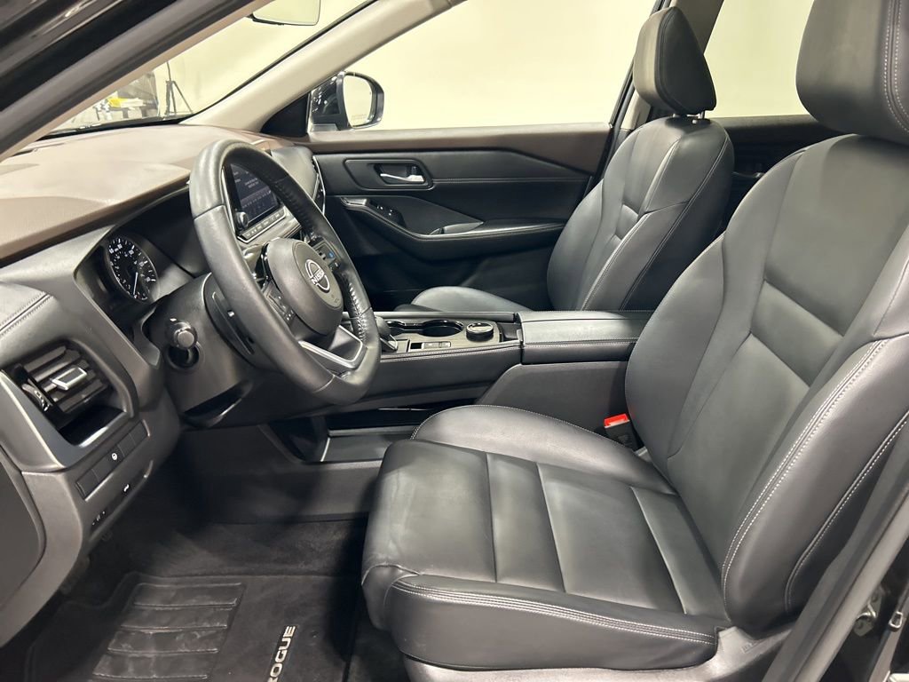 Used 2023 Nissan Rogue SL image 11