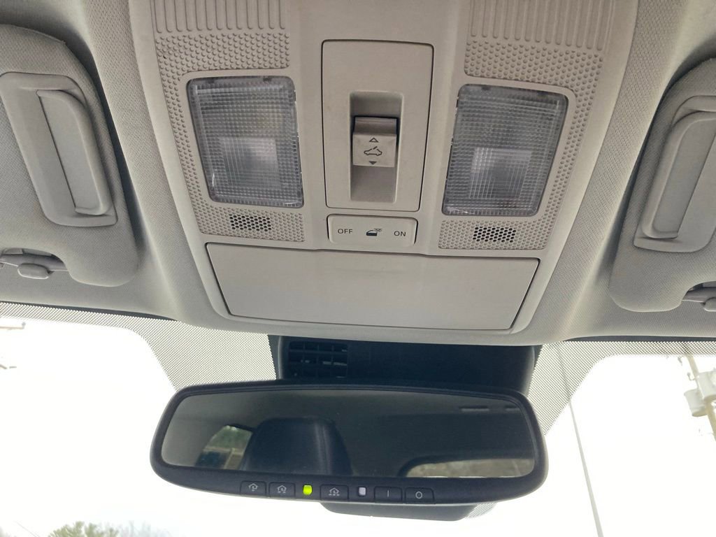 Used 2019 MAZDA CX-5 Touring image 22