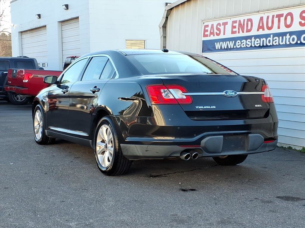 Used 2011 Ford Taurus SEL w/ 201A Rapid Spec Order Code image 3