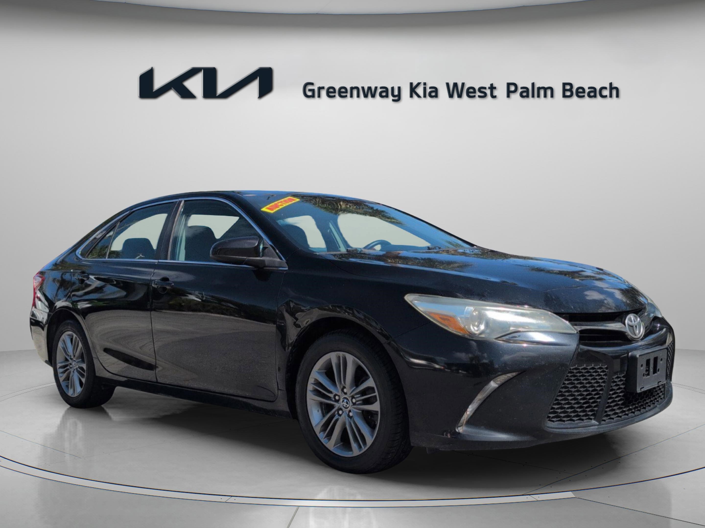 Used 2015 Toyota Camry SE