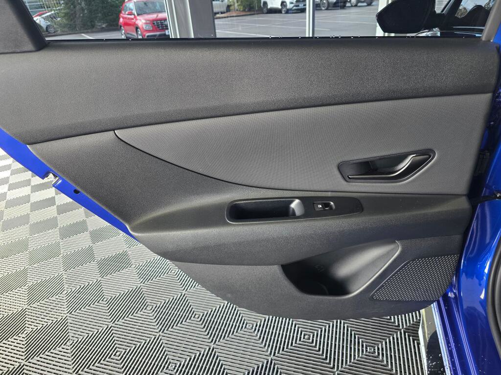 Used 2025 Hyundai Elantra N Line image 36