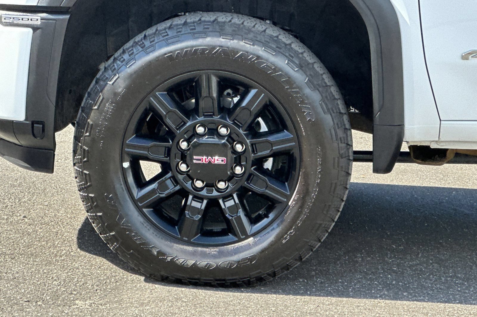 Certified 2026 GMC Sierra 2500 AT4 AWD/4WD image 27