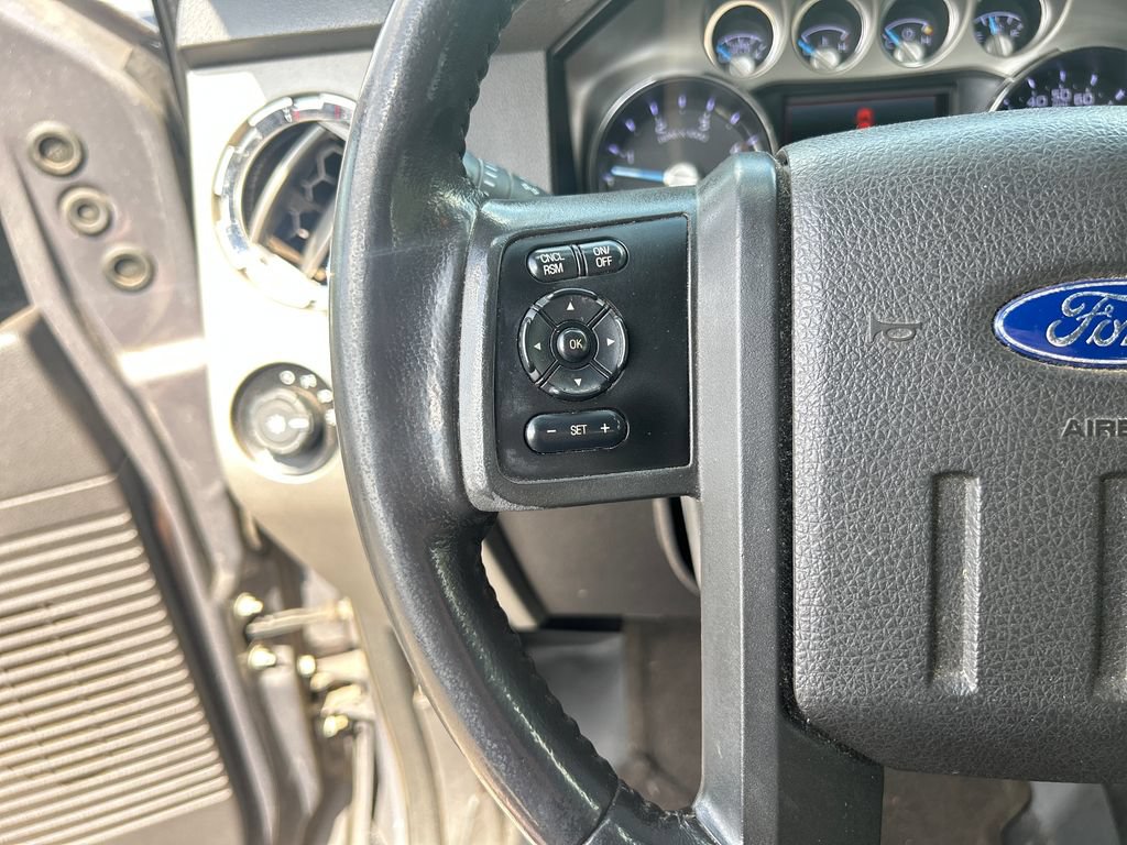 Used 2014 Ford F250 Lariat w/ Lariat Interior Package AWD/4WD image 19