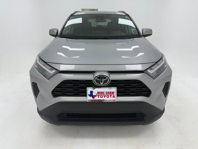 Used 2024 Toyota RAV4 XLE image 3