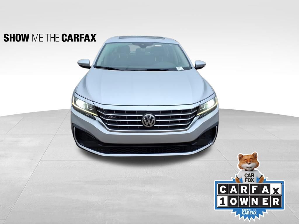 Used 2020 Volkswagen Passat 2.0T R-Line image 3
