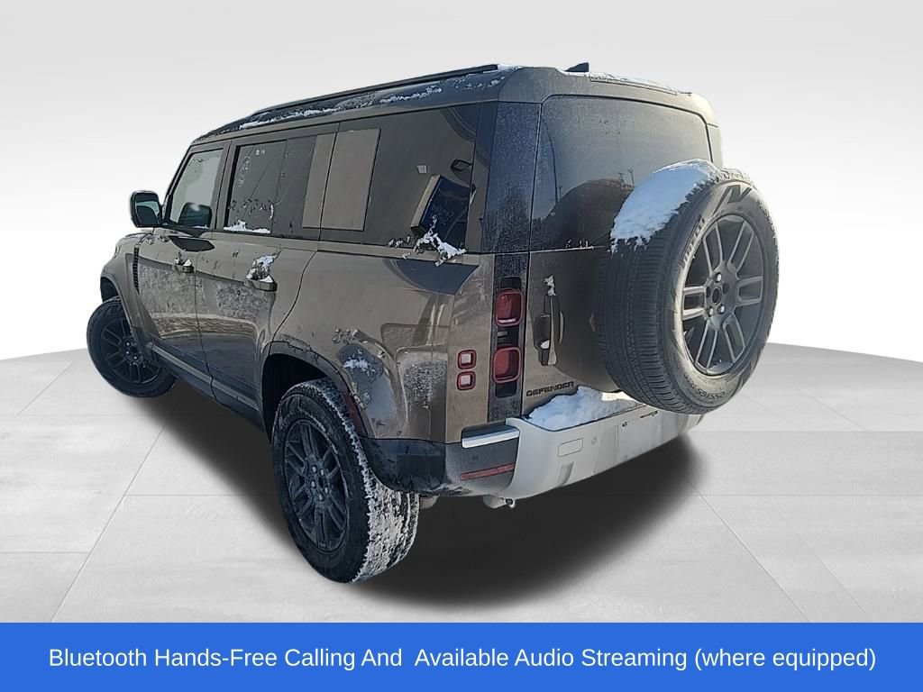 Used 2025 Land Rover Defender 110 S image 6