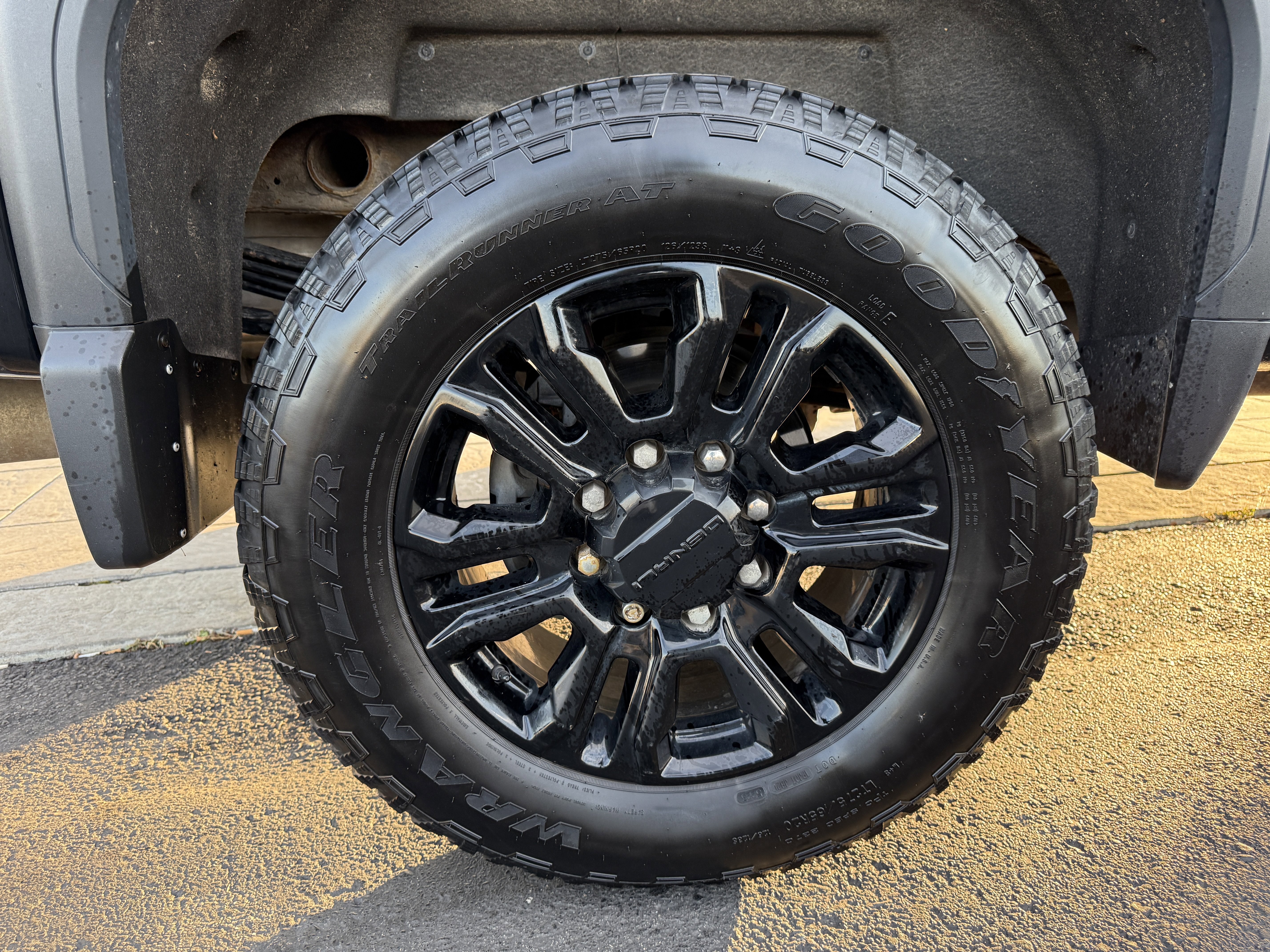 Used 2021 GMC Sierra 2500 Denali w/ Denali Black Diamond Edition image 34