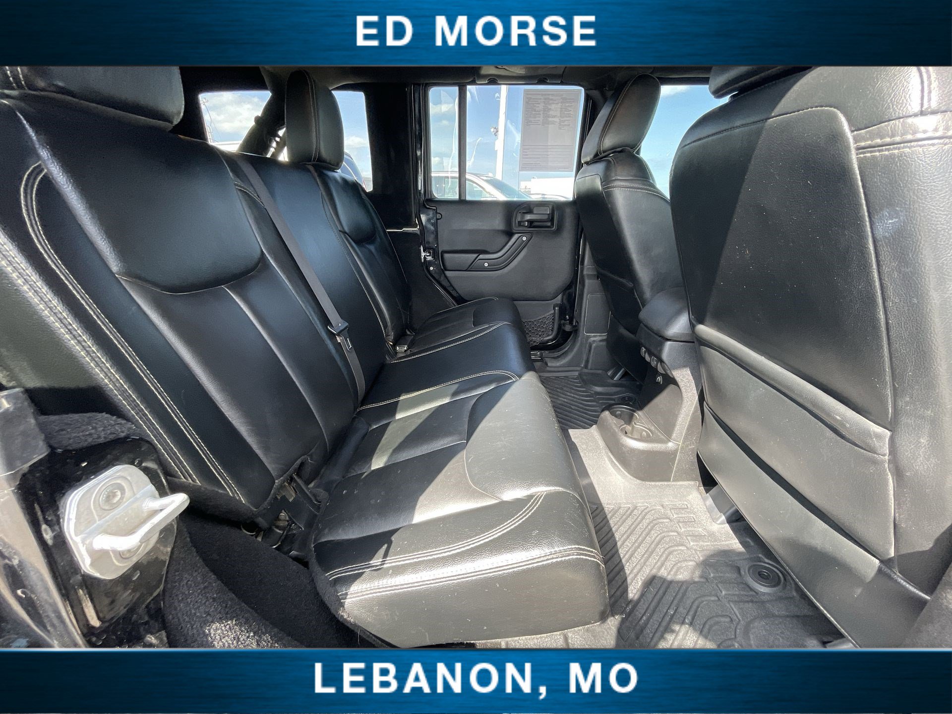 Used 2013 Jeep Wrangler Unlimited Rubicon w/ Connectivity Group image 24