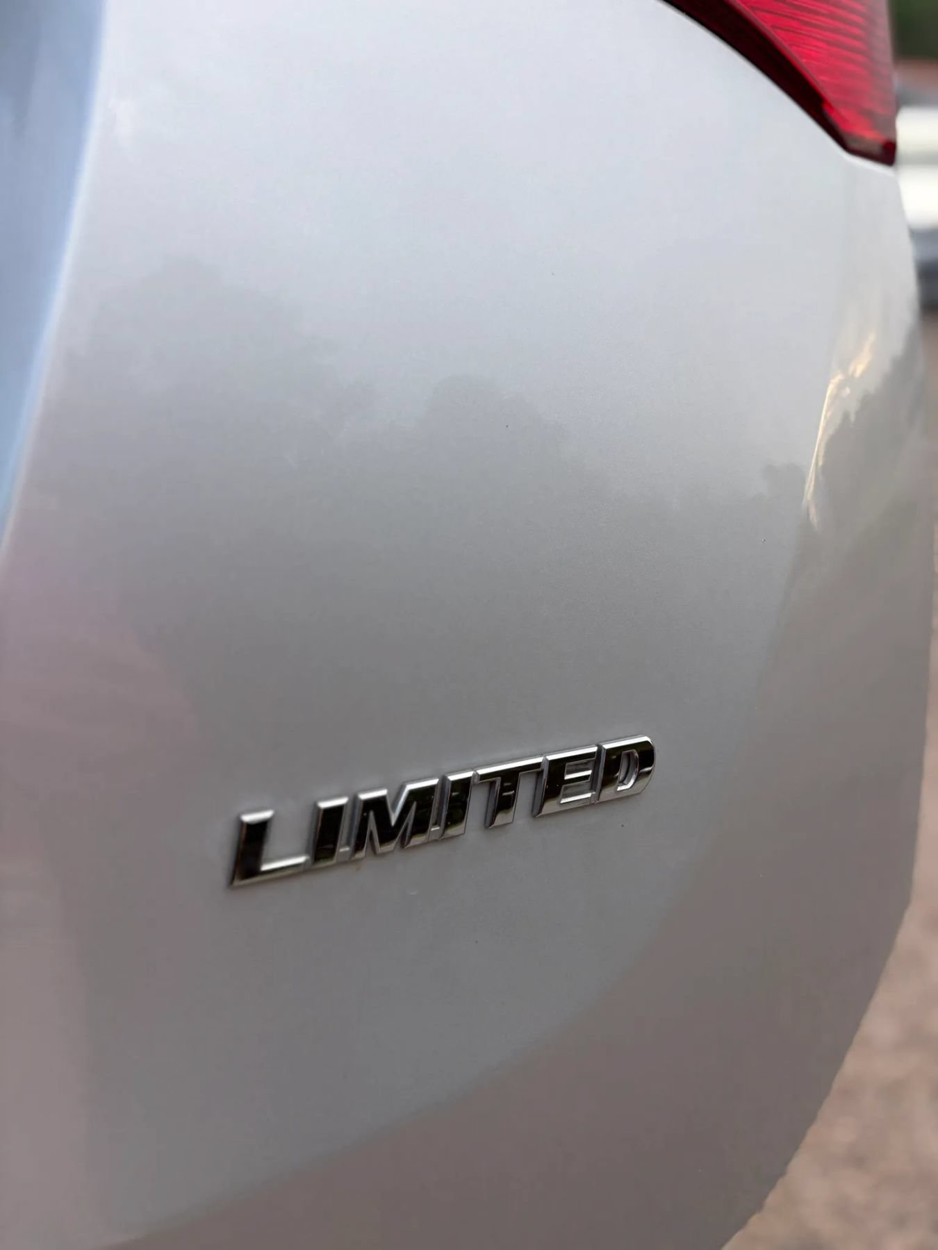 Used 2015 Toyota RAV4 Limited w/ Outdoor Package FWD image 36