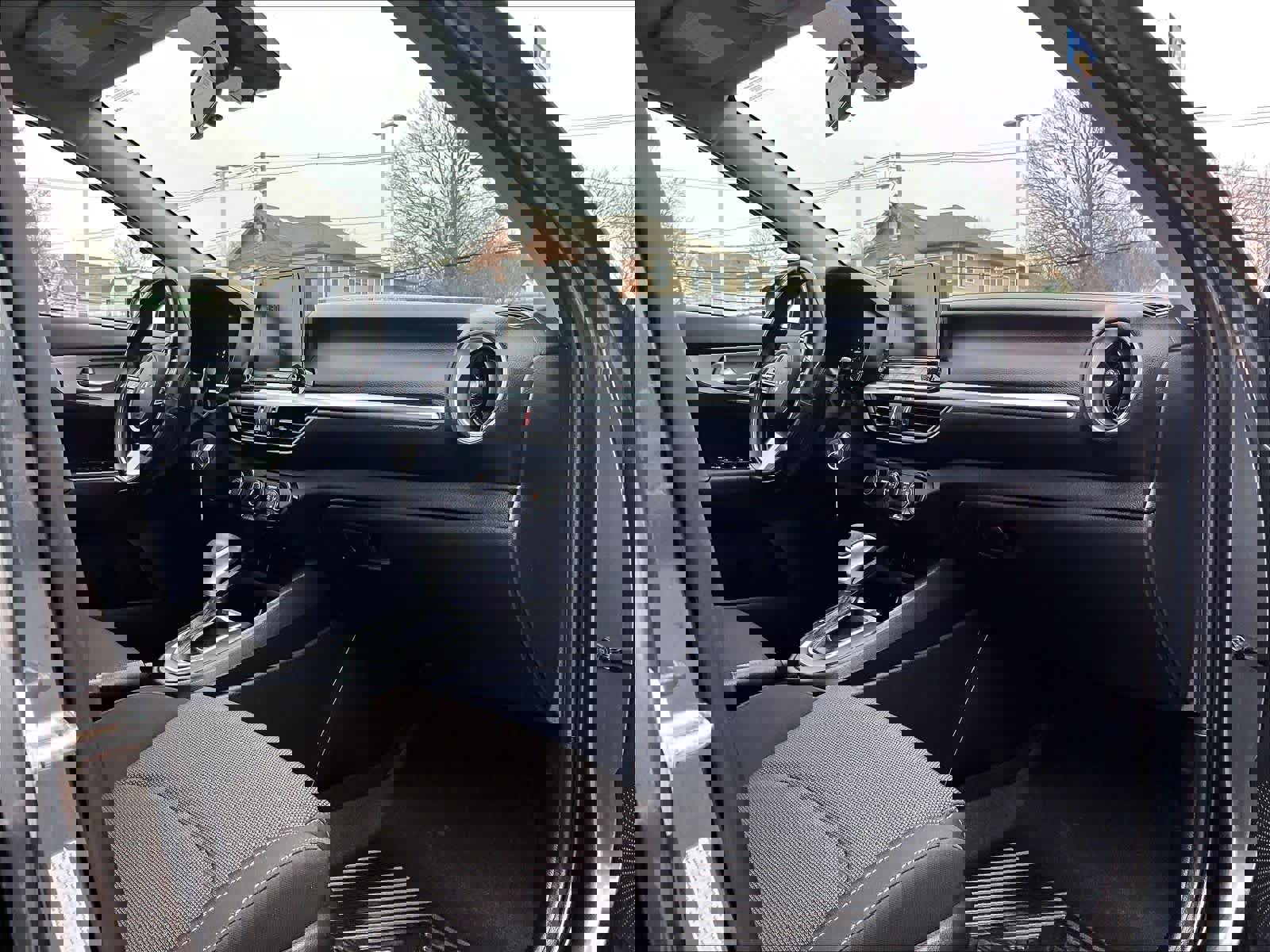 Used 2023 Kia Forte LXS image 14