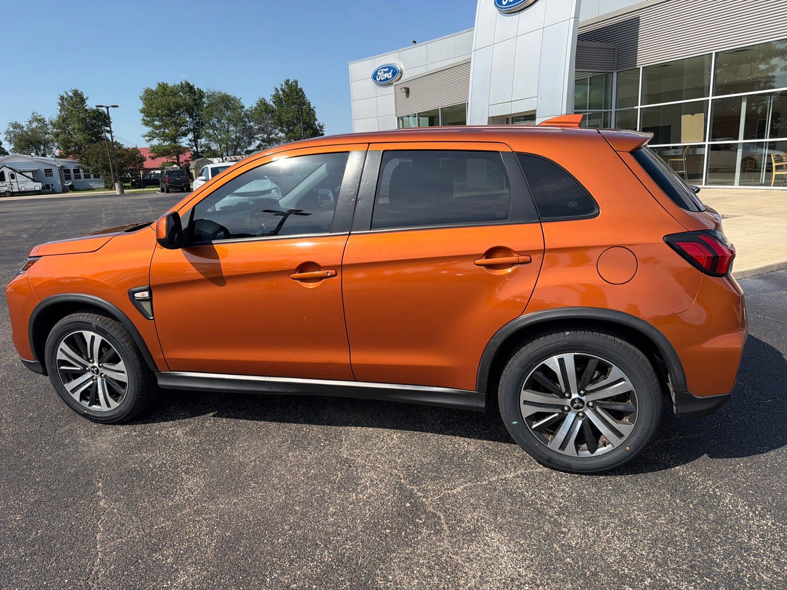 Used 2020 Mitsubishi Outlander Sport ES FWD image 9