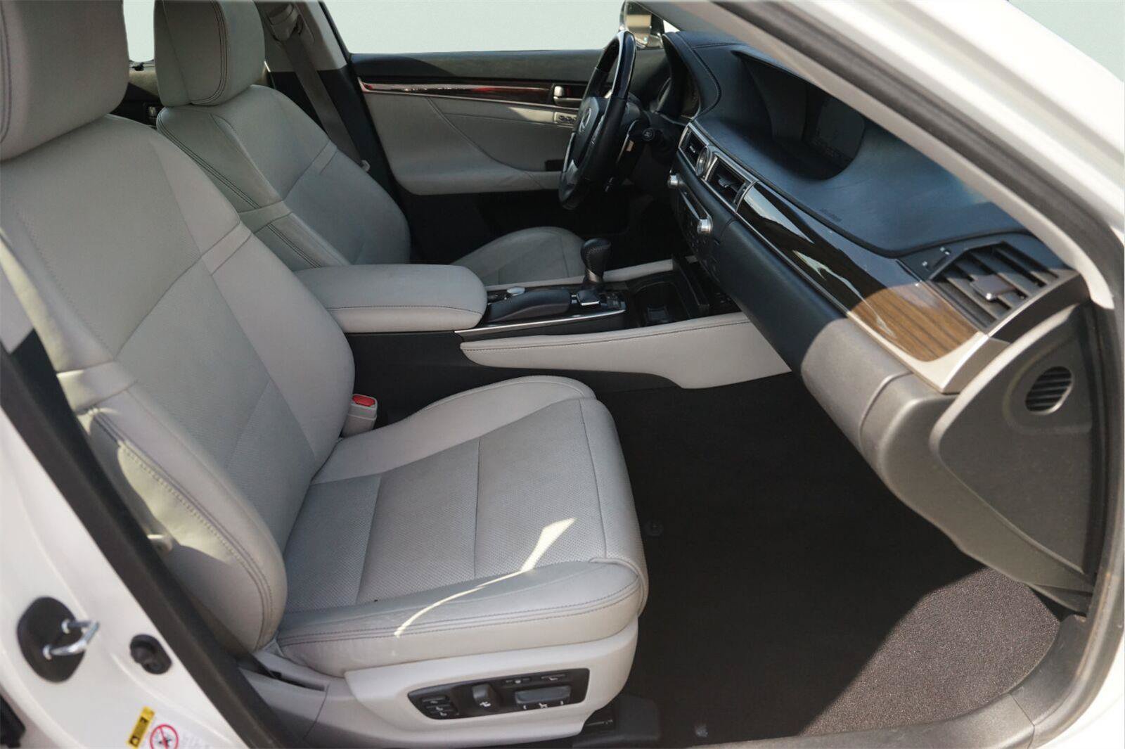 Used 2014 Lexus GS 350 w/ Luxury Package RWD image 19