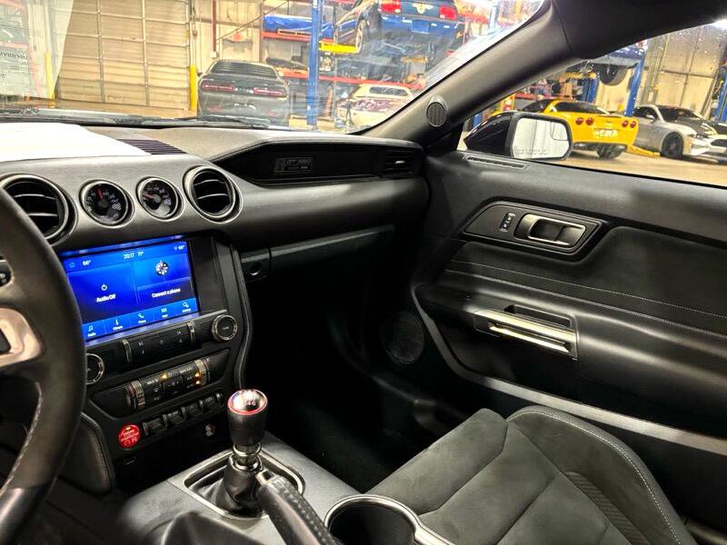 Used 2016 Ford Mustang Shelby GT350 w/ Track Package image 17